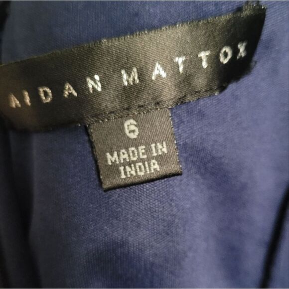 Aidan Mattox Elegant Formal Navy Sequin Dress Size 6 - Picture 13 of 15